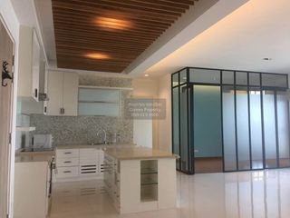 Продажа 3 спальни кондо в Банг Капи, Бангкок