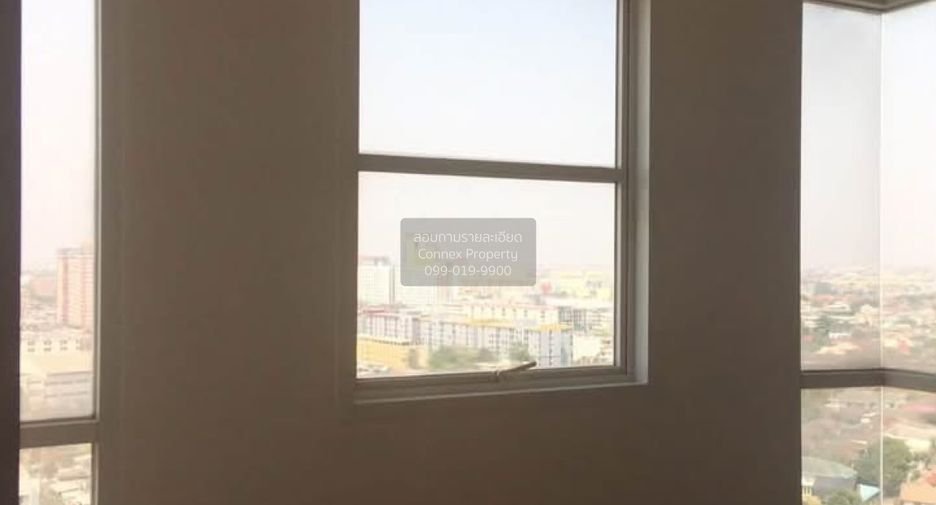 For sale 3 bedrooms condo in Bang Kapi, Bangkok