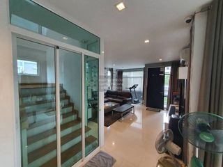 For sale 4 bedrooms house in Khan Na Yao, Bangkok