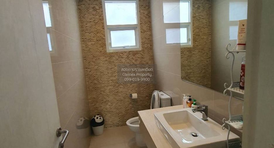 For sale 4 bedrooms house in Khan Na Yao, Bangkok