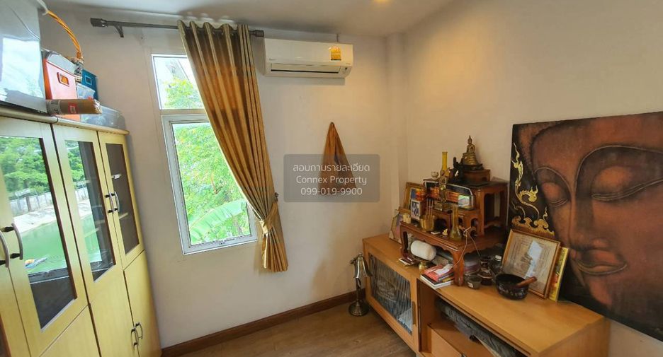 For sale 4 bedrooms house in Khan Na Yao, Bangkok