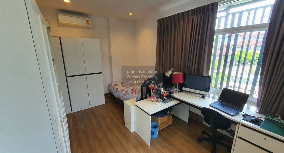 For sale 4 bedrooms house in Khan Na Yao, Bangkok