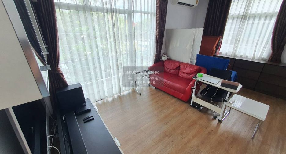 For sale 4 bedrooms house in Khan Na Yao, Bangkok