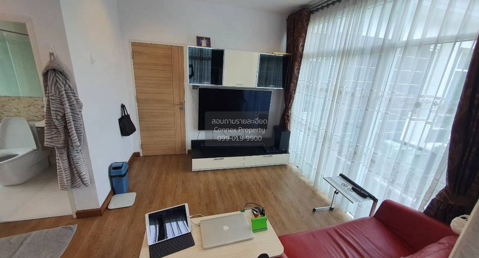 For sale 4 bedrooms house in Khan Na Yao, Bangkok