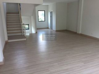 ขาย 5 ห้องนอน ทาวน์เฮ้าส์ ใน ประเวศ, กรุงเทพฯ
