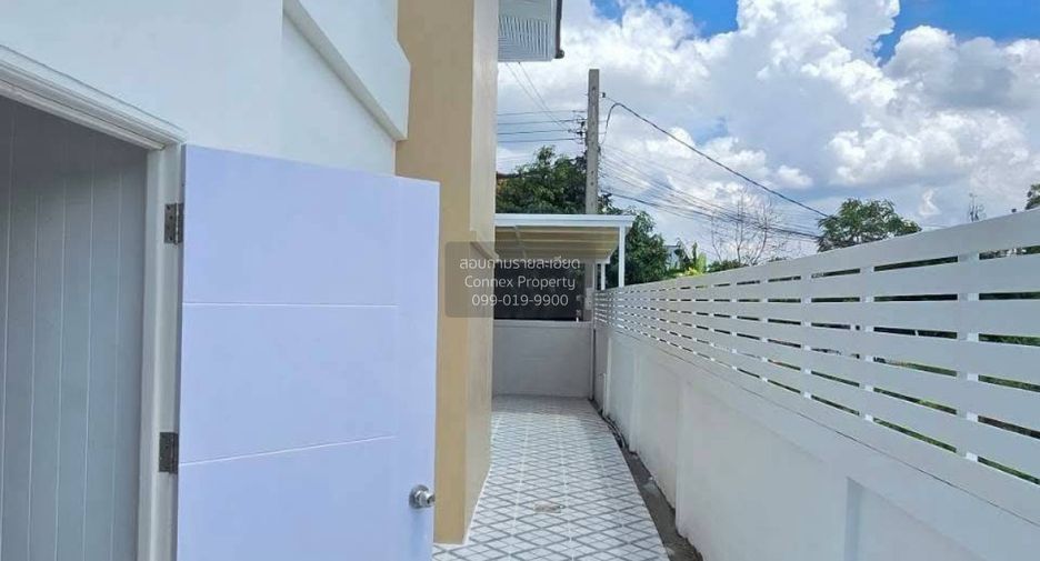 Casa adosada en venta de 4 habitaciones en Bang Bua Thong, Nonthaburi