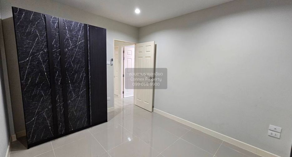 Casa adosada en venta de 3 habitaciones en Bang Bua Thong, Nonthaburi