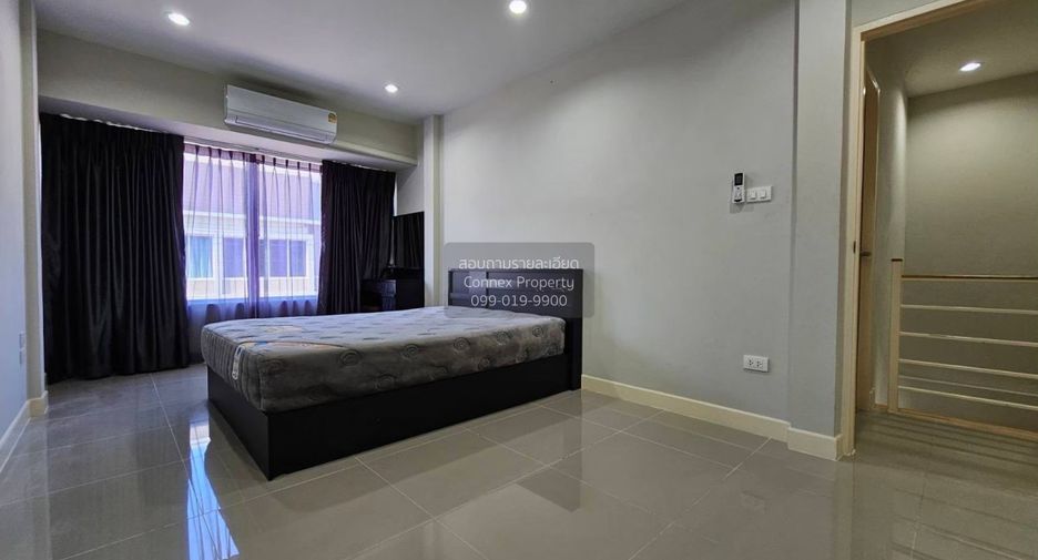 Casa adosada en venta de 3 habitaciones en Bang Bua Thong, Nonthaburi