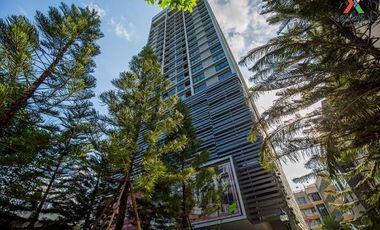 For sale 1 bed condo in Phaya Thai, Bangkok