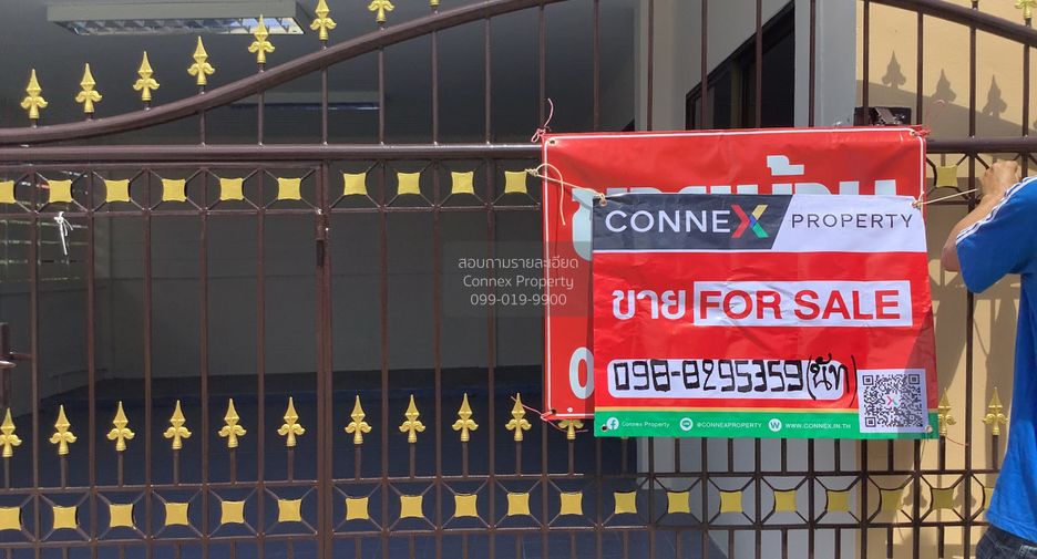 For sale 5 bedrooms townhouse in Bang Bua Thong, Nonthaburi