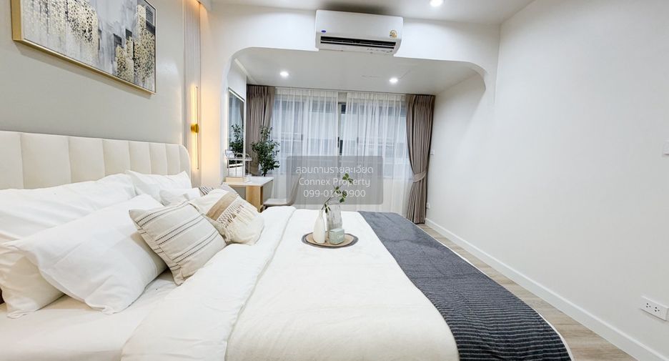 For sale 2 bedrooms condo in Chatuchak, Bangkok