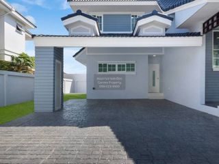 For sale 4 ベッドルーム house in Bang Khae, Bangkok