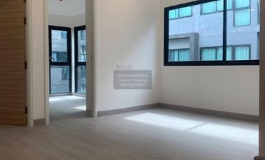 For sale 2 ベッドルーム condo in Bang Na, Bangkok