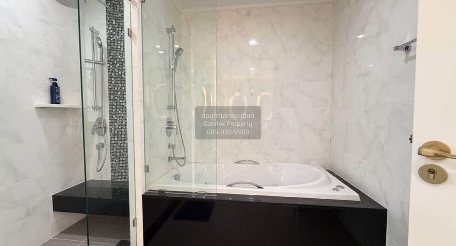 Condo en venta de 4 habitaciones en Watthana, Bangkok