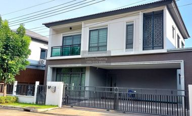 Haus zum Kauf mit 4 Zimmer in Lat Krabang, Bangkok