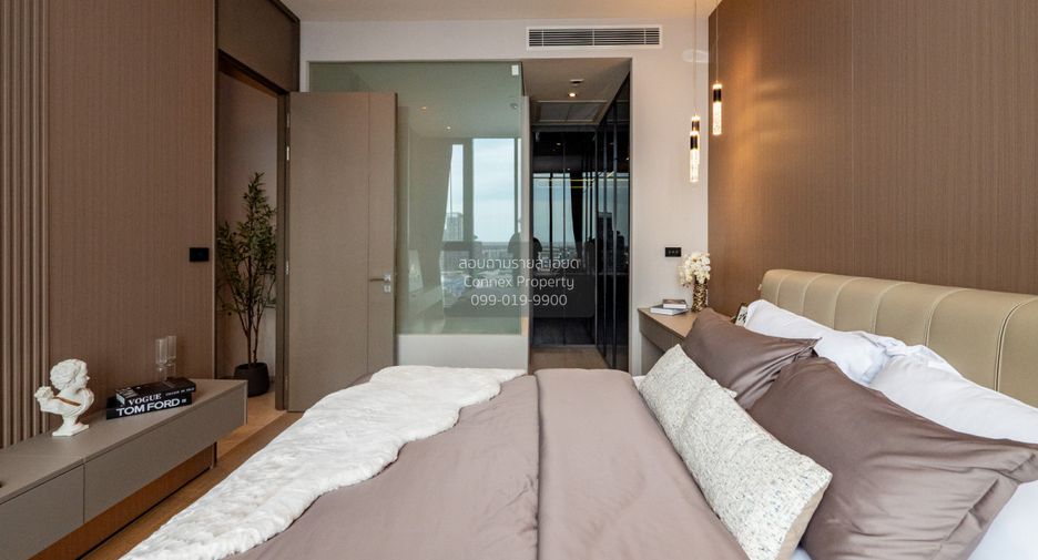 For sale 1 bed condo in Khlong Toei, Bangkok