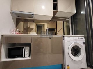 出售 1 卧室 公寓 在 Huai Khwang, 曼谷