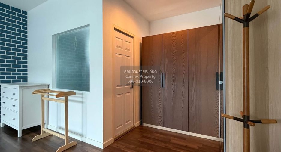 For sale 3 bedrooms townhouse in Thung Khru, Bangkok