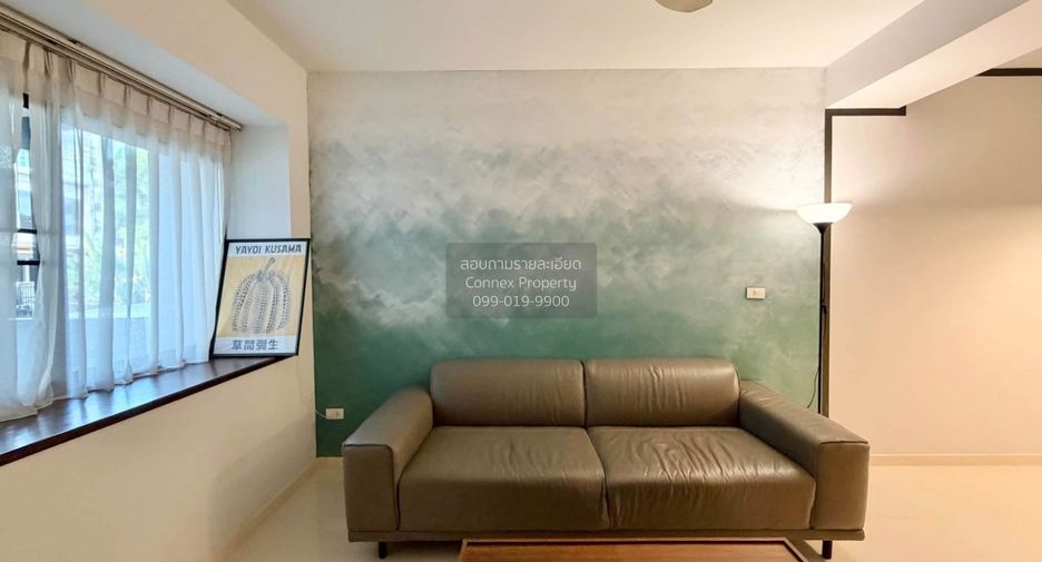For sale 3 bedrooms townhouse in Thung Khru, Bangkok