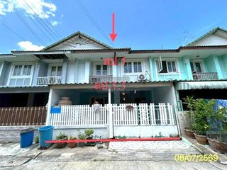 For sale 3 bedrooms townhouse in Khlong Luang, Pathum Thani