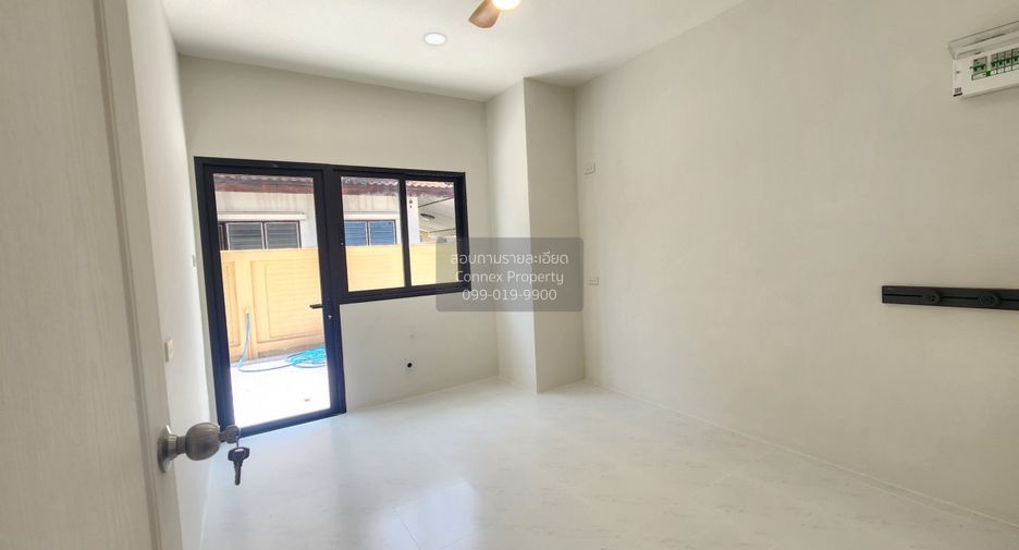 Haus zum Kauf mit 4 Zimmer in Bang Bua Thong, Nonthaburi