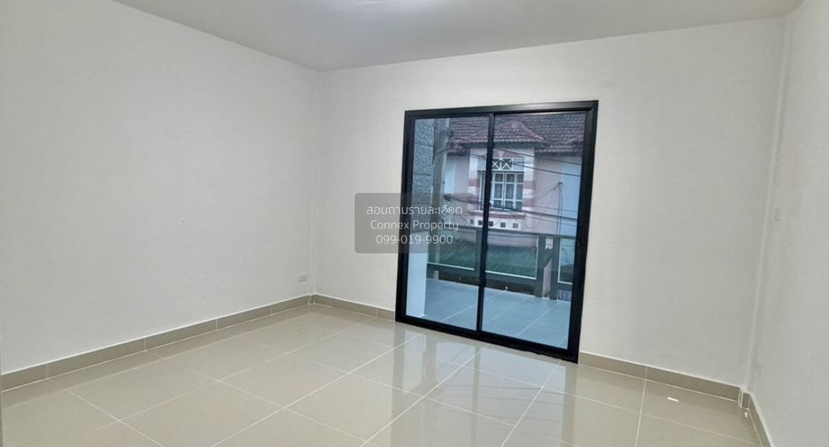 For sale 3 ベッドルーム townhouse in Sai Noi, Nonthaburi