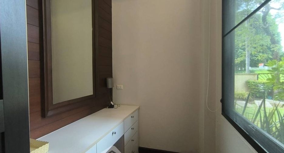 Villa zum Kauf mit 2 Zimmer in Bang Lamung, Chonburi