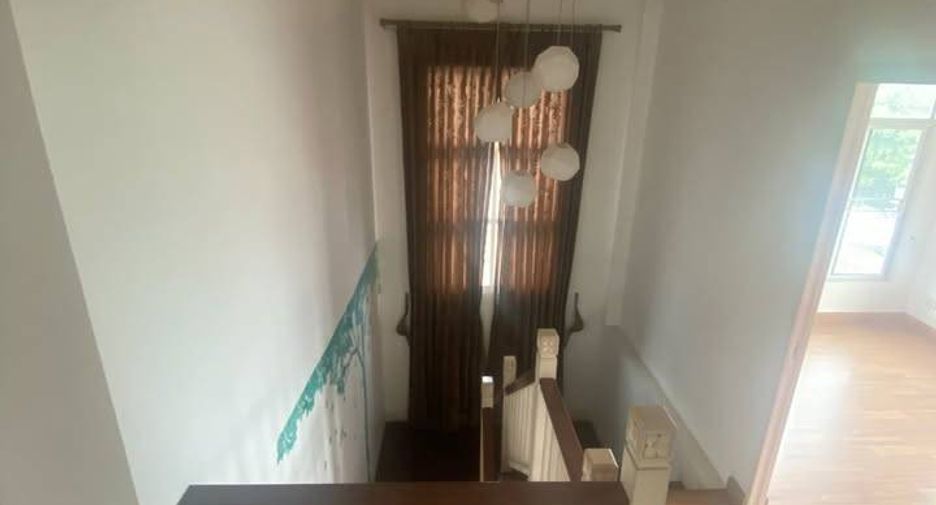 Haus zum Kauf mit 3 Zimmer in Si Racha, Chonburi