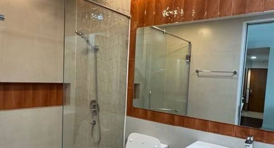 For sale 1 bed condo in Watthana, Bangkok