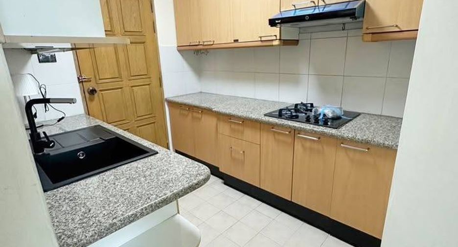 Condo en venta de 3 habitaciones en Watthana, Bangkok