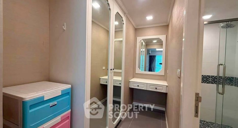 For sale 2 bedrooms condo in Jomtien, Pattaya