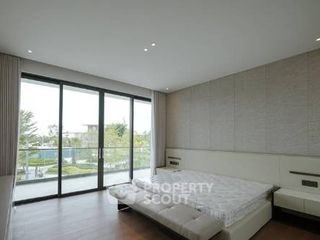 Villa en venta de 4 habitaciones en Bang Lamung, Chonburi