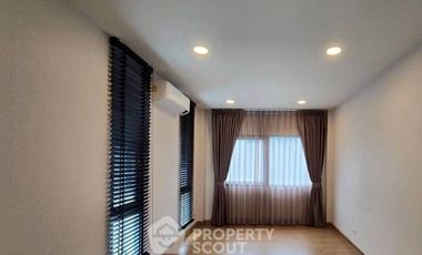 Haus zum Kauf mit 4 Zimmer in Sai Mai, Bangkok