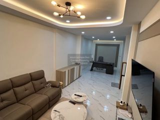 Casa adosada en alquiler de 3 habitaciones en Mueang Phuket, Phuket