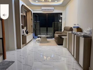 Casa adosada en alquiler de 3 habitaciones en Mueang Phuket, Phuket