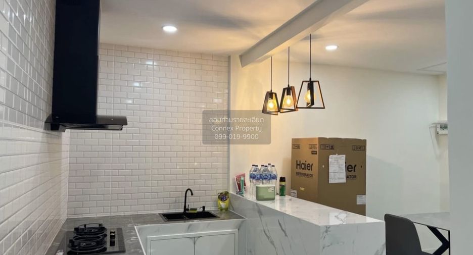 Casa adosada en alquiler de 3 habitaciones en Mueang Phuket, Phuket