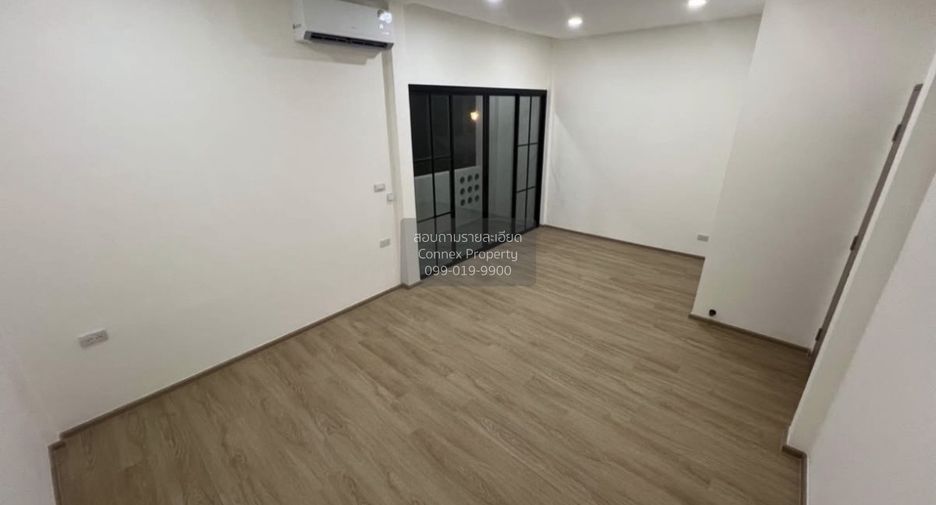Casa adosada en alquiler de 3 habitaciones en Mueang Phuket, Phuket