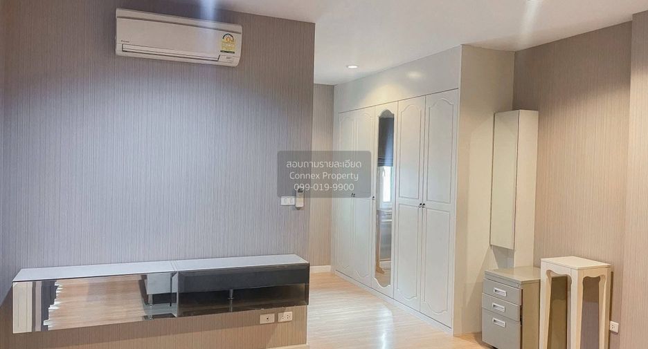 Casa en alquiler de 3 habitaciones en Prawet, Bangkok