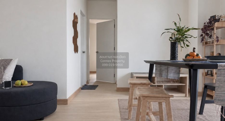 For rent 2 bedrooms condo in Phra Khanong, Bangkok