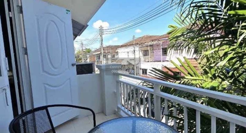 Casa adosada en alquiler de 3 habitaciones en Mueang Phuket, Phuket