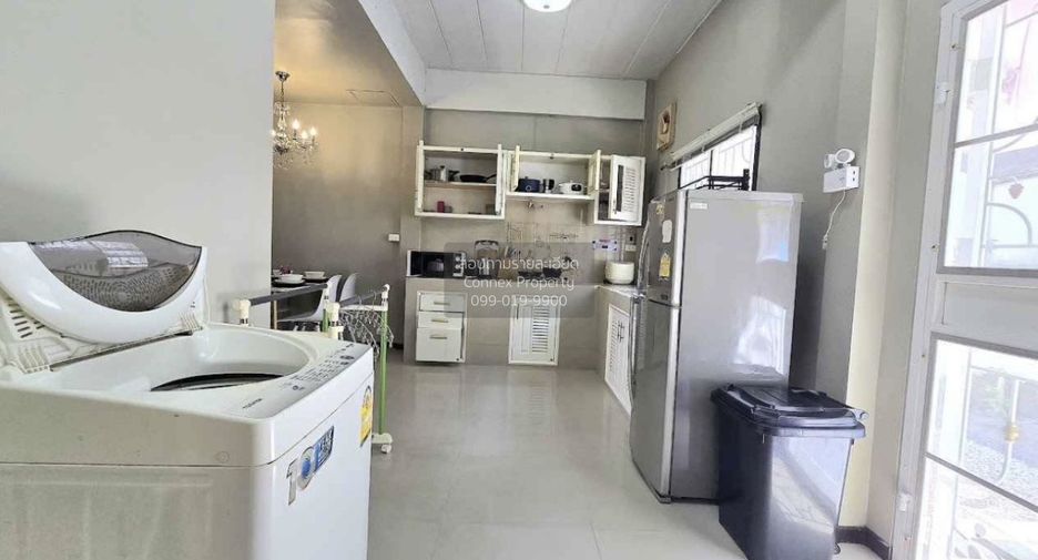 Casa adosada en alquiler de 3 habitaciones en Mueang Phuket, Phuket