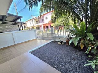 Casa adosada en alquiler de 3 habitaciones en Mueang Phuket, Phuket