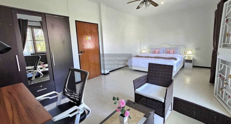Casa adosada en alquiler de 3 habitaciones en Mueang Phuket, Phuket