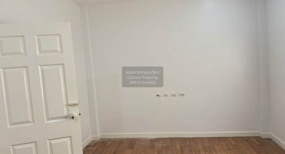 Reihenhaus zur Miete mit 3 Zimmer in Nong Khaem, Bangkok