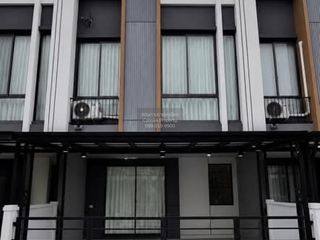 For rent 4 ベッドルーム townhouse in Bang Phli, Samut Prakan