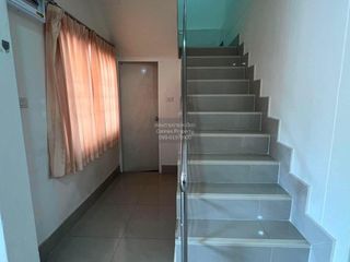 Haus zur Miete mit 3 Zimmer in Mueang Samut Prakan, Samut Prakan