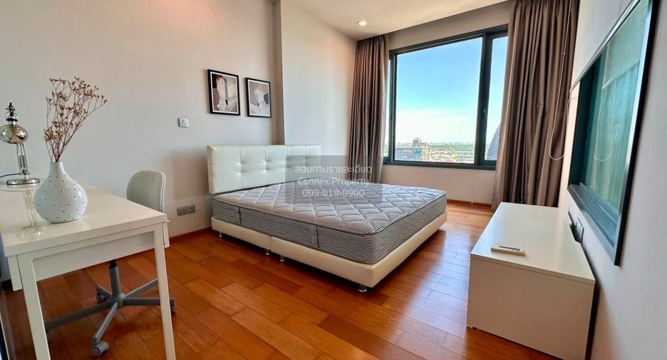 For rent 2 bedrooms condo in Khlong Toei, Bangkok
