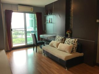 Wohnung zur Miete mit 1 Zimmer in Yan Nawa, Bangkok