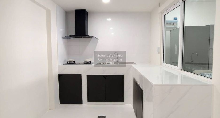 Casa adosada en alquiler de 3 habitaciones en Mueang Phuket, Phuket