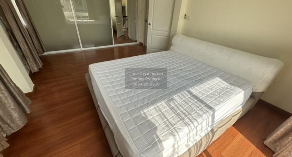 Haus zur Miete mit 4 Zimmer in Lat Krabang, Bangkok